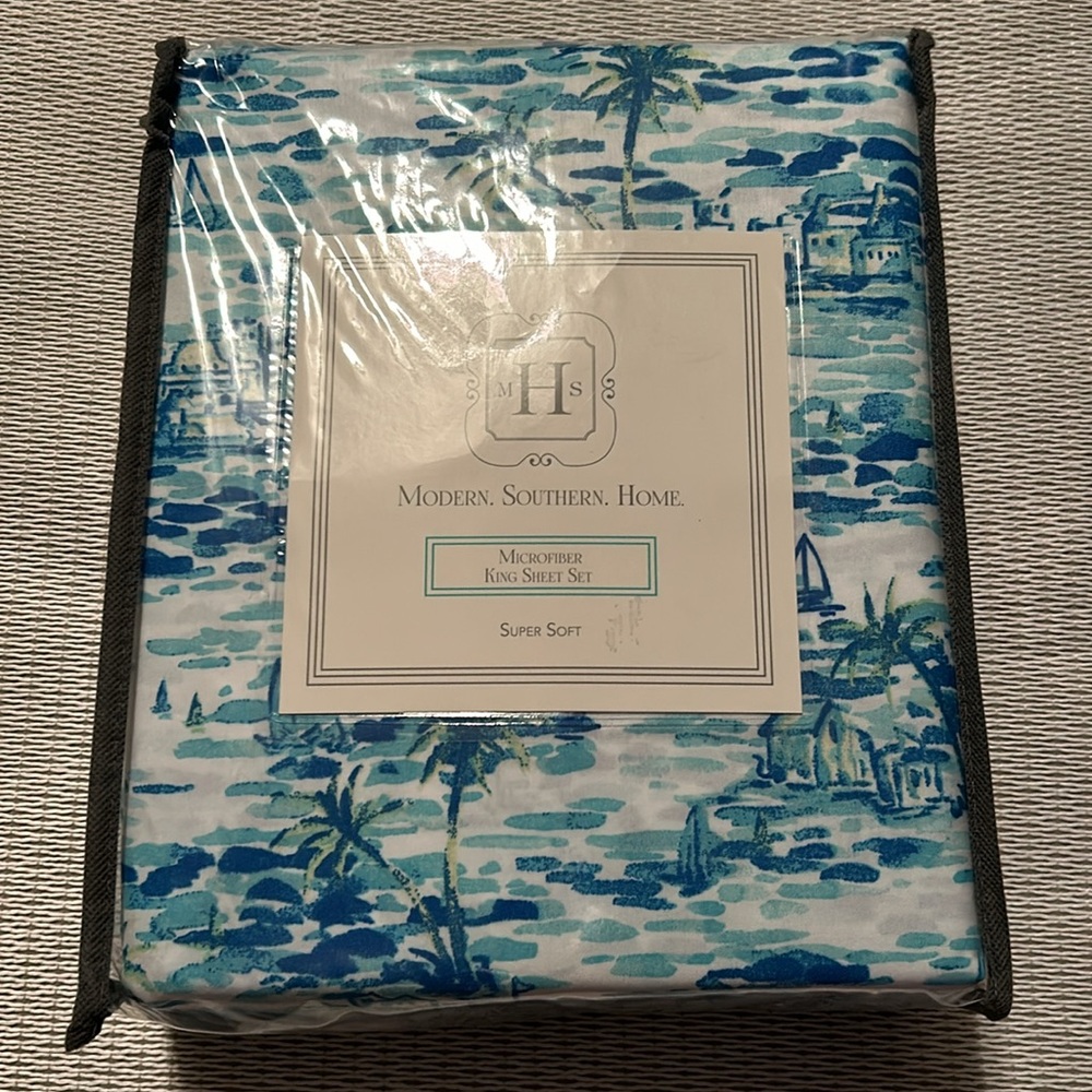 NWT - Modern Southern Home  4 Piece Island Dreams King Sized Sheet Set